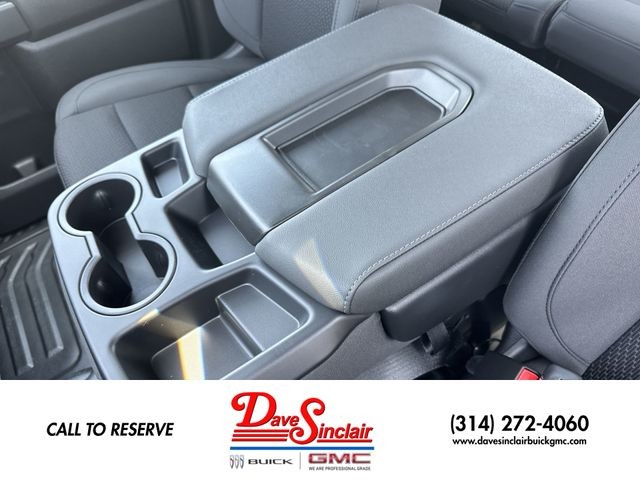 GMC Sierra 2500HD Vehicle Full-screen Gallery Image 20