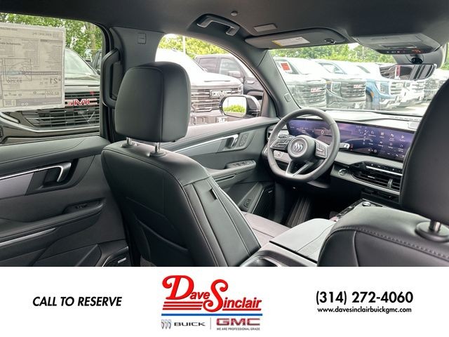 Buick Enclave Vehicle Full-screen Gallery Image 16