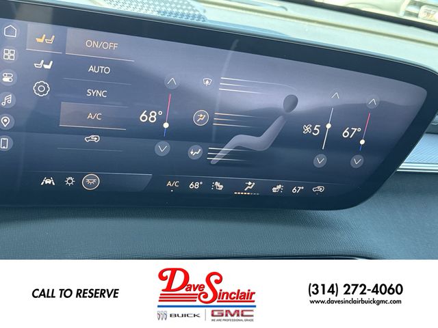 Buick Enclave Vehicle Full-screen Gallery Image 19