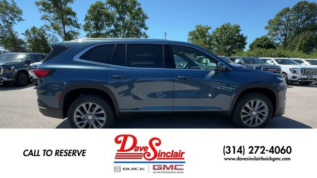 Buick Enclave Vehicle Full-screen Gallery Image 09