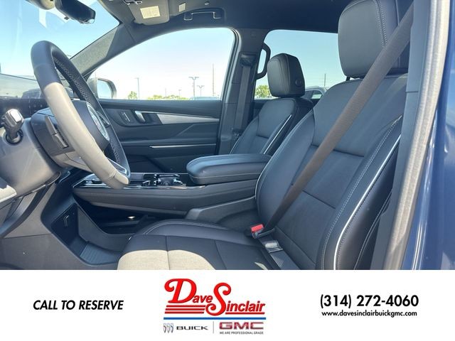 Buick Enclave Vehicle Full-screen Gallery Image 11