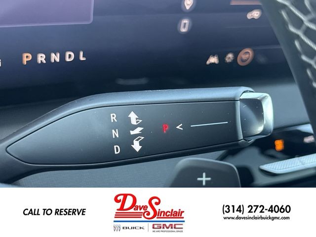 Buick Enclave Vehicle Full-screen Gallery Image 20