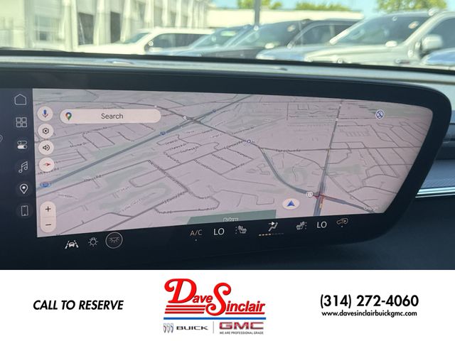 Buick Enclave Vehicle Full-screen Gallery Image 18