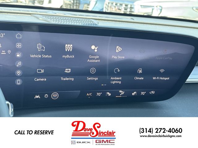 Buick Enclave Vehicle Full-screen Gallery Image 16