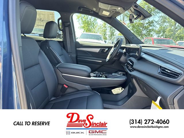 Buick Enclave Vehicle Full-screen Gallery Image 25