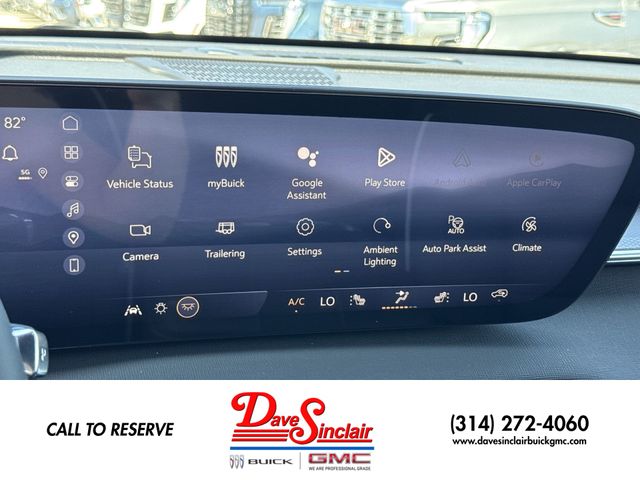 Buick Enclave Vehicle Full-screen Gallery Image 16