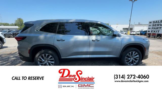 Buick Enclave Vehicle Full-screen Gallery Image 09