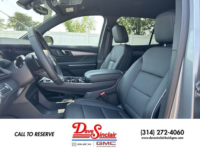 Buick Enclave Vehicle Full-screen Gallery Image 11