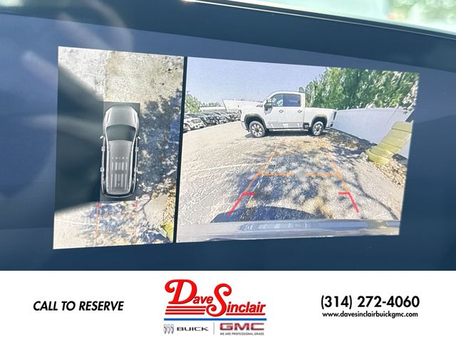 Buick Enclave Vehicle Full-screen Gallery Image 17