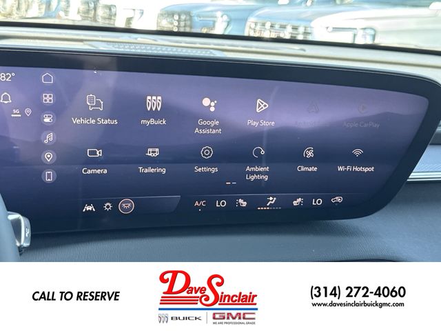 Buick Enclave Vehicle Full-screen Gallery Image 16