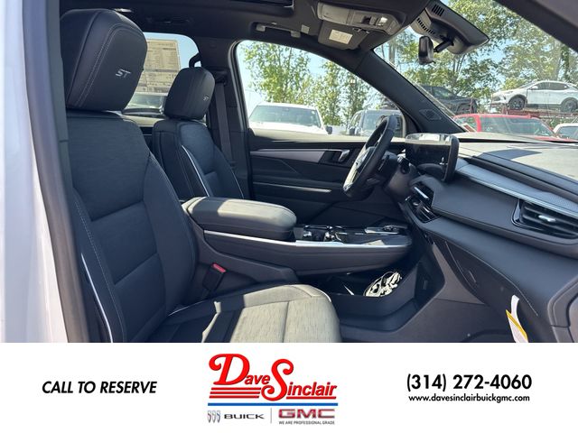 Buick Enclave Vehicle Full-screen Gallery Image 26