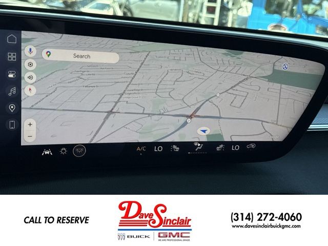 Buick Enclave Vehicle Full-screen Gallery Image 18