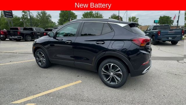 Buick Encore GX Vehicle Full-screen Gallery Image 07