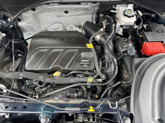 Buick Encore GX Vehicle Full-screen Gallery Image 32