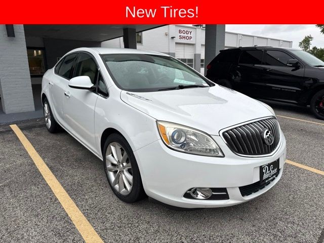 Buick Verano Vehicle Full-screen Gallery Image 07