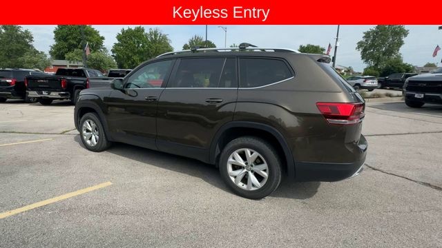 Volkswagen Atlas Vehicle Full-screen Gallery Image 07
