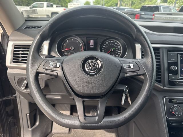 Volkswagen Atlas Vehicle Full-screen Gallery Image 14
