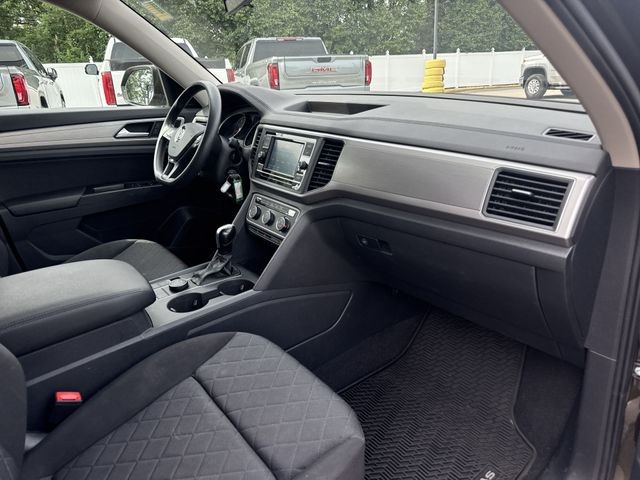 Volkswagen Atlas Vehicle Full-screen Gallery Image 31