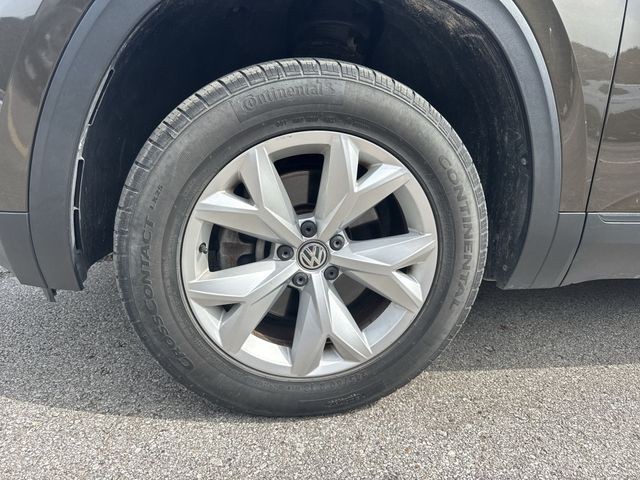 Volkswagen Atlas Vehicle Full-screen Gallery Image 35