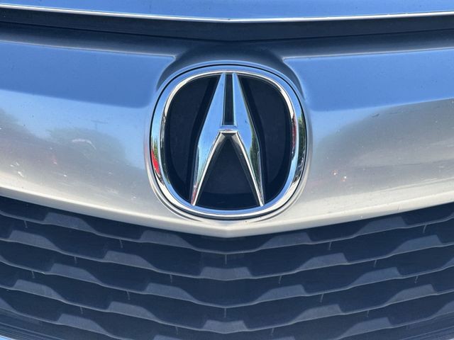 Acura MDX Vehicle Full-screen Gallery Image 32