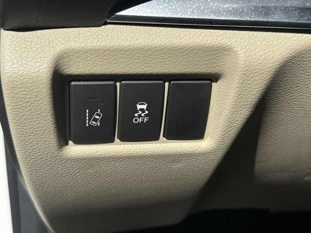 Acura MDX Vehicle Full-screen Gallery Image 36