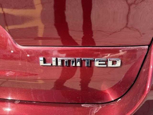 Jeep Grand Cherokee L Vehicle Full-screen Gallery Image 36