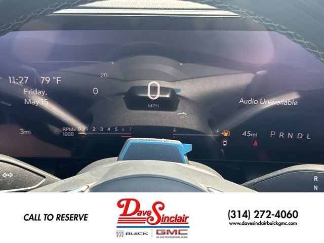 Buick Enclave Vehicle Full-screen Gallery Image 15