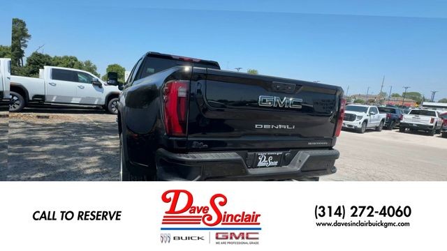 GMC Sierra 3500HD Vehicle Full-screen Gallery Image 07