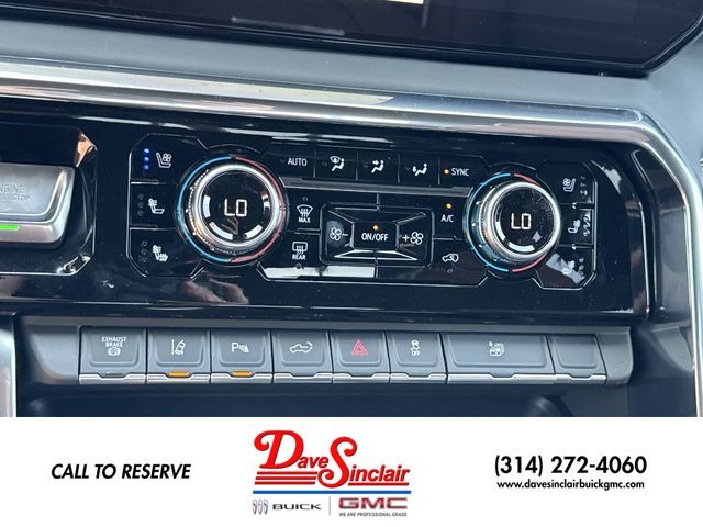 GMC Sierra 3500HD Vehicle Full-screen Gallery Image 19