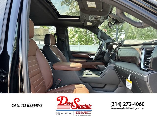 GMC Sierra 3500HD Vehicle Full-screen Gallery Image 25