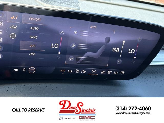 Buick Enclave Vehicle Full-screen Gallery Image 19