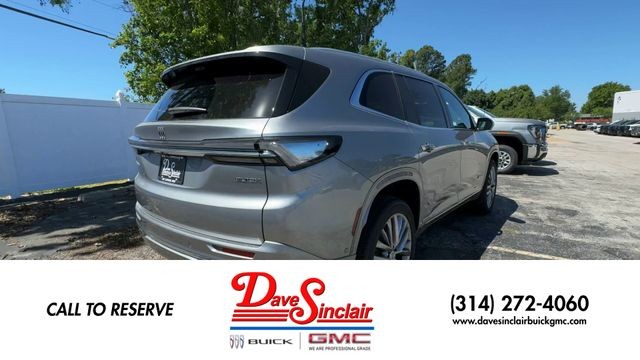 Buick Enclave Vehicle Full-screen Gallery Image 08