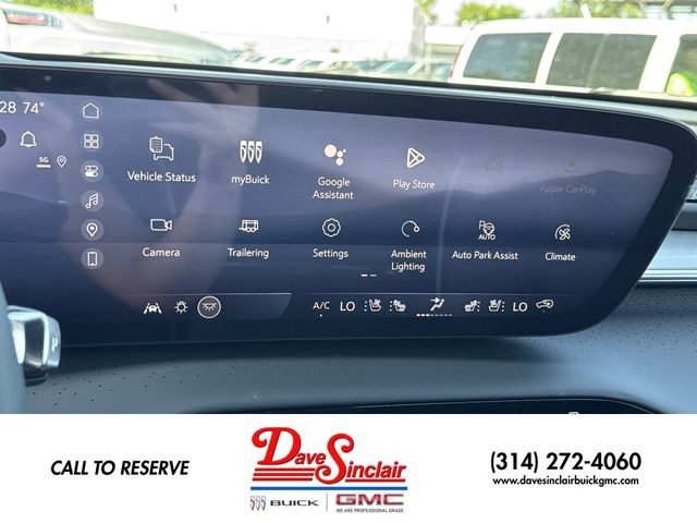 Buick Enclave Vehicle Full-screen Gallery Image 16