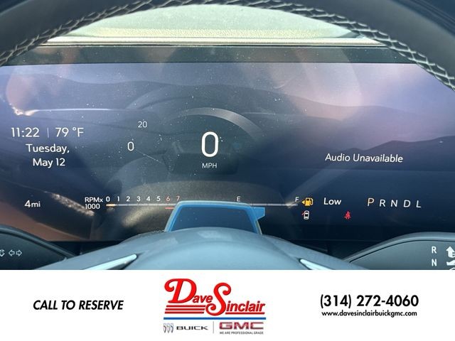 Buick Enclave Vehicle Full-screen Gallery Image 15