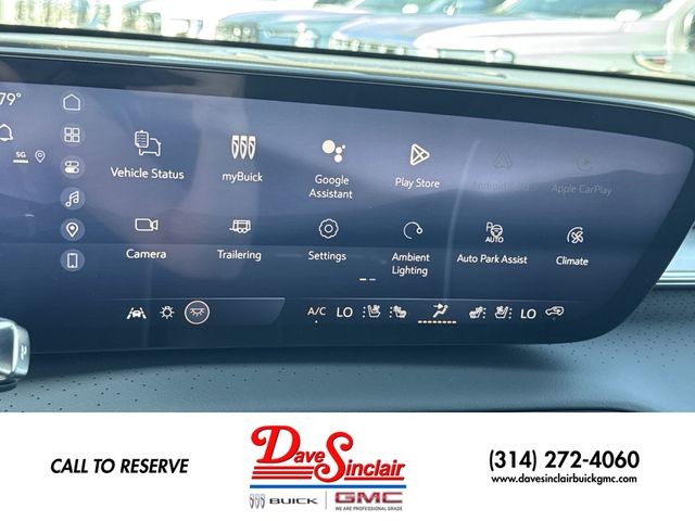 Buick Enclave Vehicle Full-screen Gallery Image 16
