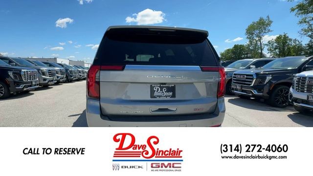 GMC Yukon Vehicle Full-screen Gallery Image 07