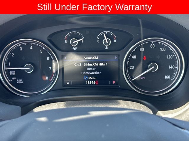 Buick Enclave Vehicle Full-screen Gallery Image 15