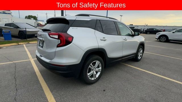 GMC Terrain Vehicle Full-screen Gallery Image 10