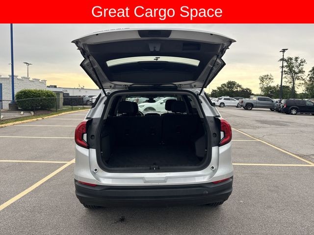 GMC Terrain Vehicle Full-screen Gallery Image 29
