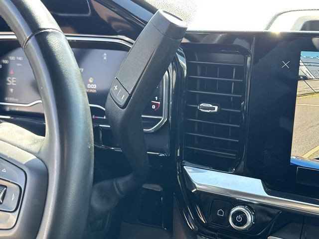 GMC Sierra 1500 Vehicle Full-screen Gallery Image 20