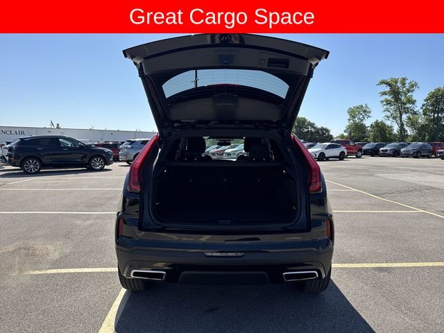 Cadillac XT4 Vehicle Full-screen Gallery Image 30