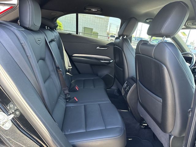 Cadillac XT4 Vehicle Full-screen Gallery Image 31