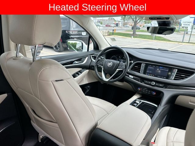 Buick Enclave Vehicle Full-screen Gallery Image 19