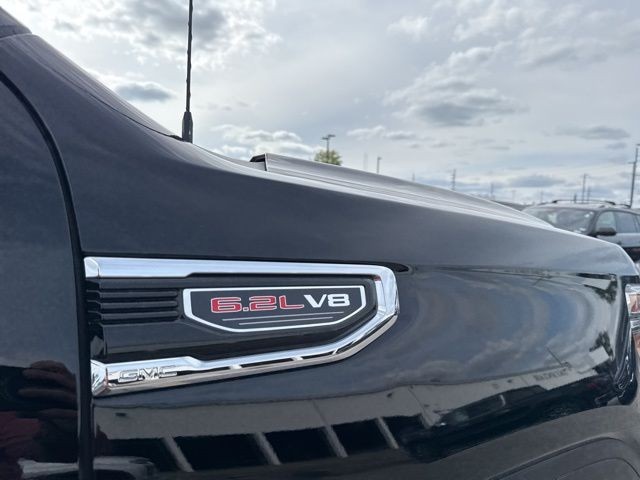 GMC Sierra 1500 Vehicle Full-screen Gallery Image 11