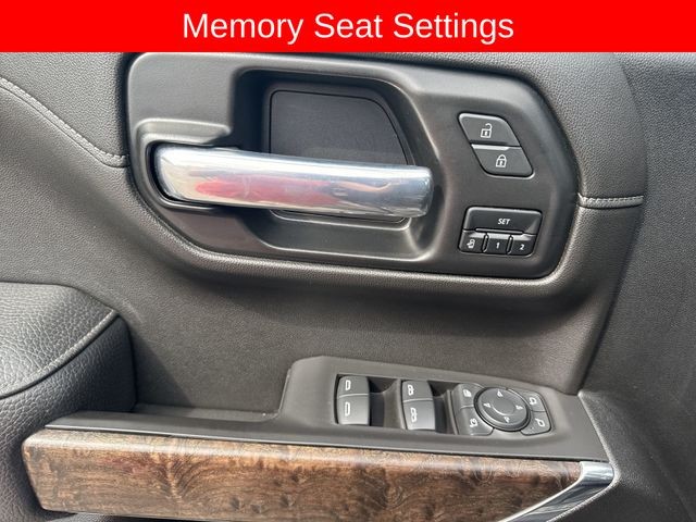 GMC Sierra 1500 Vehicle Full-screen Gallery Image 28