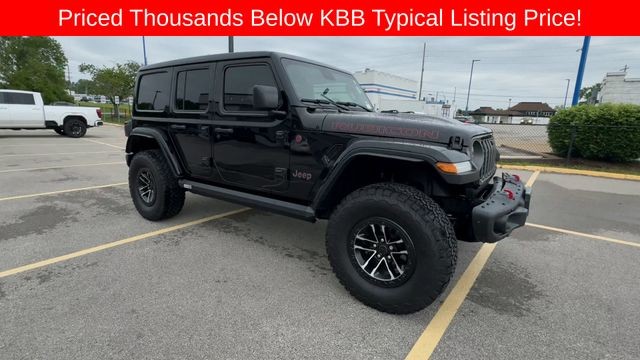 Jeep Wrangler Vehicle Full-screen Gallery Image 02