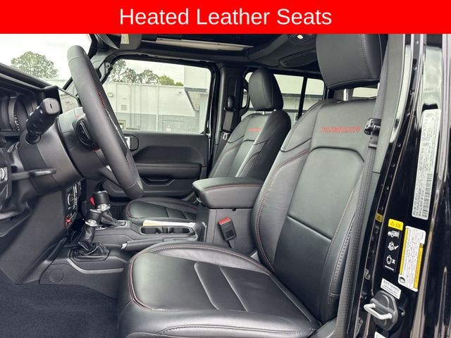 Jeep Wrangler Vehicle Full-screen Gallery Image 23