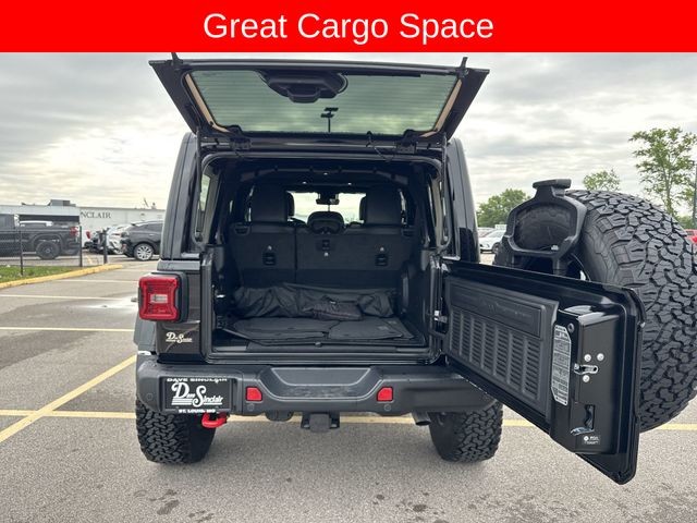 Jeep Wrangler Vehicle Full-screen Gallery Image 29