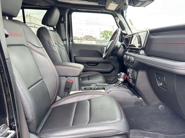 Jeep Wrangler Vehicle Full-screen Gallery Image 31