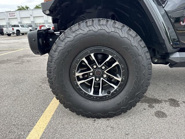 Jeep Wrangler Vehicle Full-screen Gallery Image 36